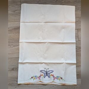 Pillowcase Vintage Embroidered Butterfly Floral In White